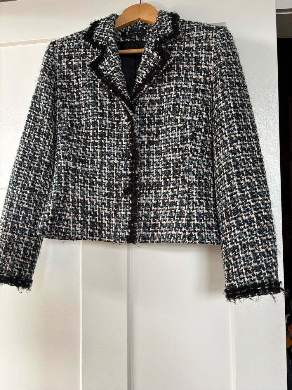 Larry Levine Suit Tweed Blue Cream Black Trim Blazer Size 8